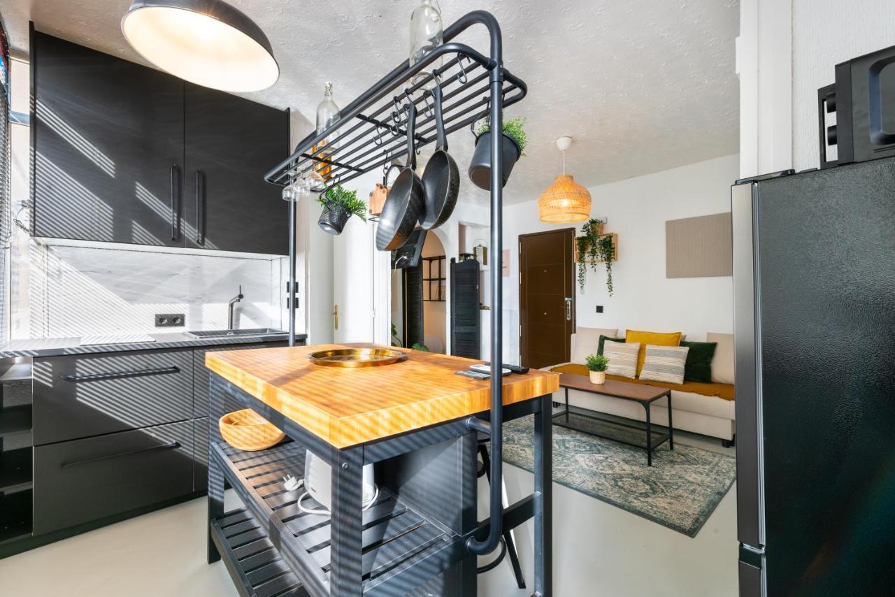 Congresos Centro Apartment ตอร์เรโมลิโนส ภายนอก รูปภาพ
